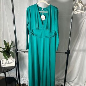 Elegant Teal Maxi Dress